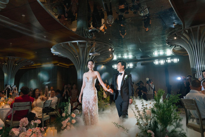 "Anh đã luôn thấu hiểu, bao dung và yêu thương em, cảm ơn anh", Tuệ Như viết trên trang cá nhân.