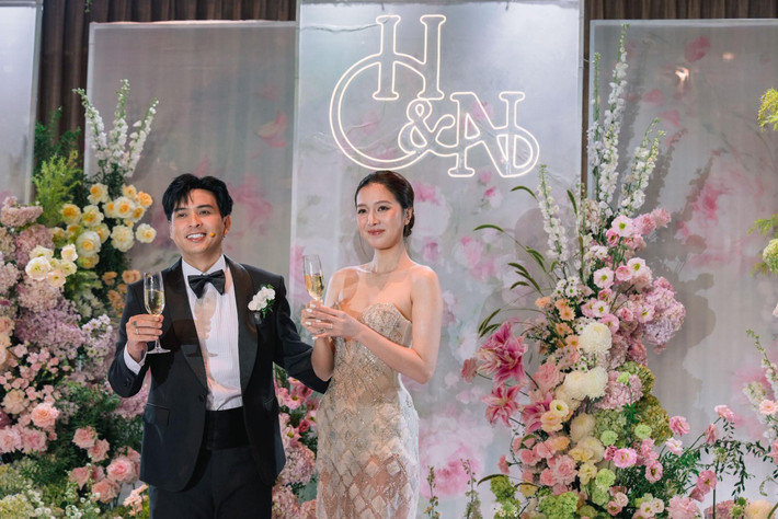 Hồ Quang Hiếu nói lời thề nguyện: "Anh muốn cảm ơn vợ Tuệ Như. Khi gặp em, anh mới thật sự cảm nhận được gia đình là như thế nào".