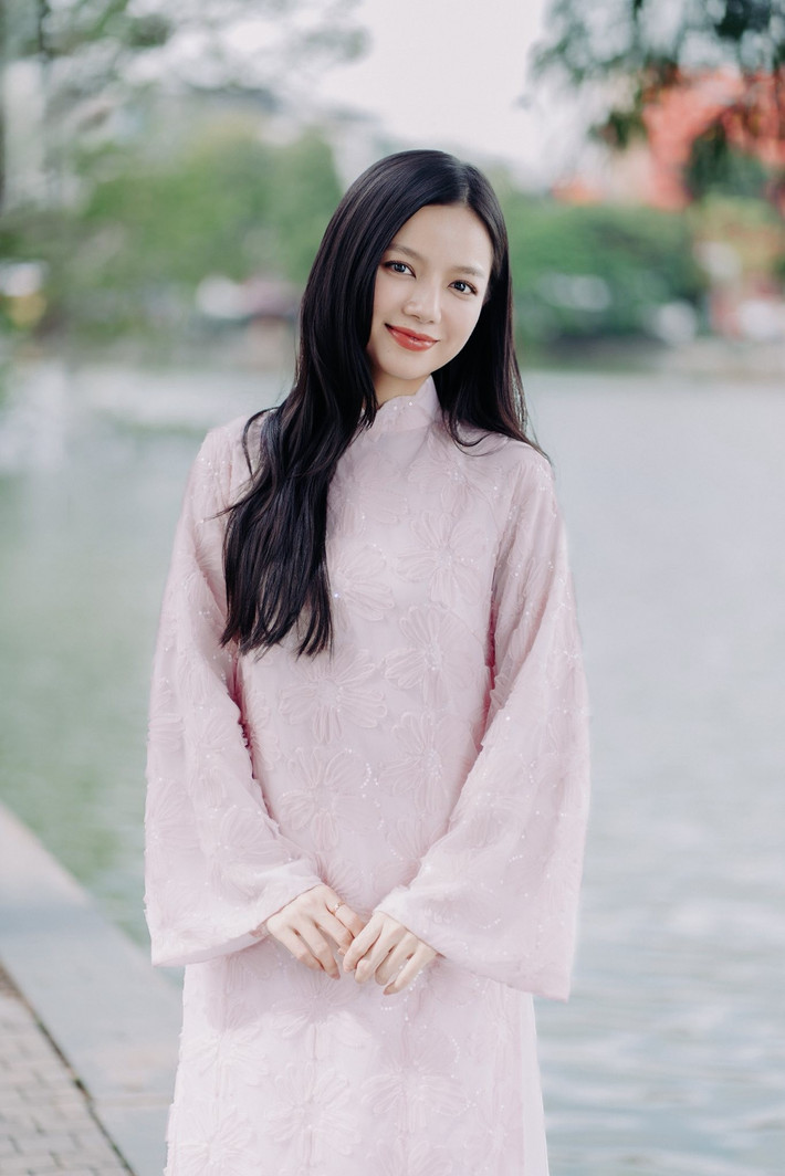 Hạ Anh từng đóng Lật mặt: 48h, Yêu đi đừng sợ, Cả một đời ân oán phần 2, Lưới trời.