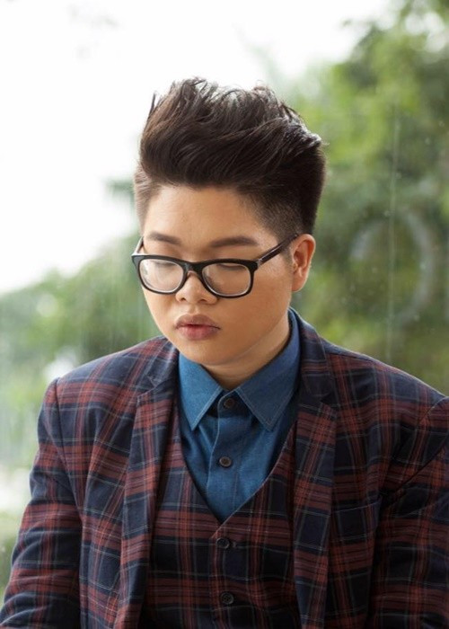 Sau Giọng hát Việt 2015, Đức Phúc dao kéo gương mặt để có thêm lợi thế khi hoạt động trong showbiz. Ảnh: FB Đức Phúc.