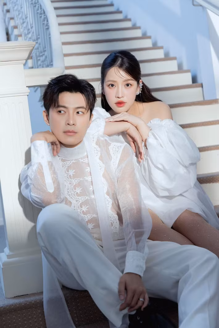 Puka diễn kịch, đóng nhiều phim truyền hình như Găng tay đỏ, Chạy đi rồi tính, Yêu đi đừng sợ, Anh em siêu quậy…Ảnh: FB Gin Tuấn Kiệt.