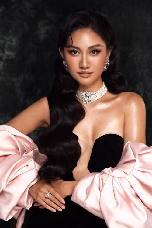 Người đẹp sinh năm 1999 là chuyên viên kỹ thuật công nghệ thông tin tại một tập đoàn công nghệ ở Việt Nam. Ảnh: FB Phương Linh.