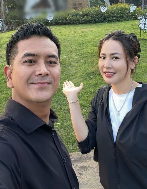 Hùng Thuận đóng phim từ nhỏ. Anh nổi tiếng nhờ vai An trong Đất phương Nam. Sau đó, nam diễn viên tham gia nhiều hoạt động nghệ thuật. Tuy nhiên, cái bóng của vai An quá lớn. Theo Vietnamnet, vai diễn gần nhất của Hùng Thuận là trong phim Trúng số ăn Tết ra mắt năm 2021. Ảnh: FB Hùng Thuận.