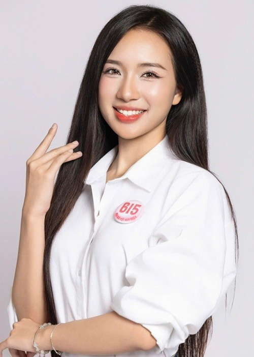 Hà Thị Giang Thanh đến từ Quảng Ninh. Cô cao 1m73, có số đo ba vòng 82-64-93cm. Thí sinh Hoa hậu Việt Nam 2024 đã tốt nghiệp Đại học Văn hóa Hà Nội, chuyên ngành Quản lý văn hóa. Ảnh: FB Giang Thanh.