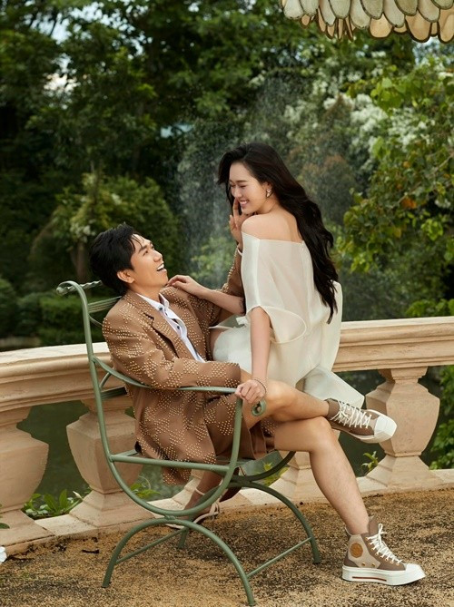 Trong cuộc phỏng vấn với VOV, Anh Phạm tâm sự, khi hẹn hò, cô được Anh Đức cưng chiều, chăm sóc như em bé. Sau khi kết hôn, Anh Phạm thương chồng nhiều hơn rất nhiều. Ảnh: FB Anh Đức.