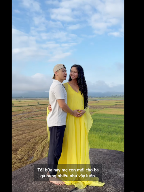 Sau thời gian vướng nghi vấn mang bầu, H'hen Niê lần đầu thừa nhận có tin vui. Cô lộ bụng bầu lùm lùm trong MV Con sinh ra là để phi thường. Ảnh: FB H'hen Niê.