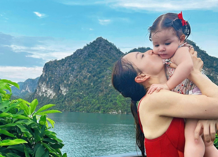 Nữ diễn viên Thương ngày nắng về đưa các con đi du lịch khi rảnh rỗi. Ảnh: FB Lan Phương.