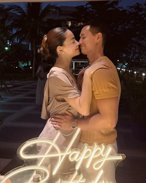 Hồ Ngọc Hà cũng có tổ ấm hạnh phúc. Cô gắn bó với Kim Lý từ năm 2017. Ảnh: FB Hồ Ngọc Hà.