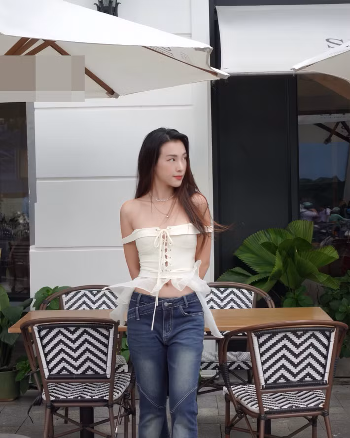Nữ MC sinh năm 1990 đẹp ngọt ngào, quyến rũ sau 1 lần sinh nở.