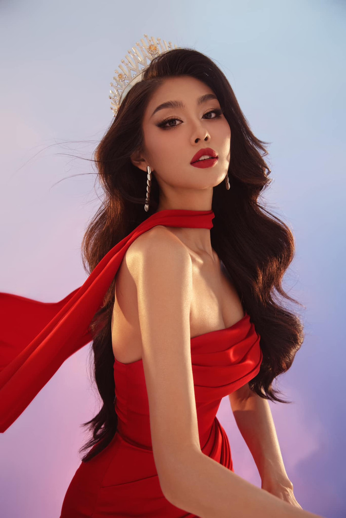 Ở tuổi 31, Thảo Nhi Lê gợi cảm, sắc sảo. Ảnh: FB Thảo Nhi Lê.