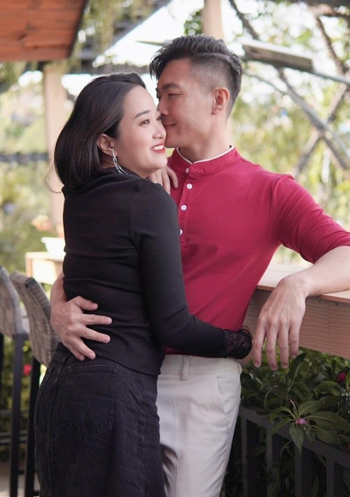 Vào tháng 9/2025, Quốc Cơ hoàn thành bảo vệ luận văn thạc sĩ Quản lý Văn hóa.