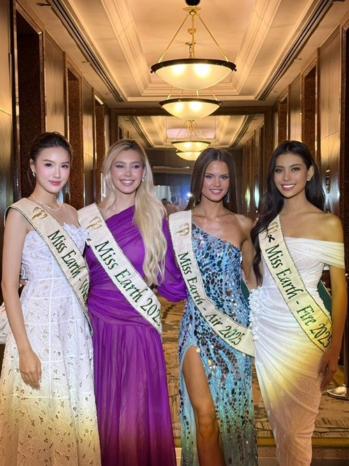 Soldis Vala Ivarsdottir - mỹ nhân Iceland là á hậu 1 Miss Earth 2025. Soldis và Mỹ Anh có vẻ đẹp khác biệt. Ảnh: FB Trịnh Mỹ Anh.