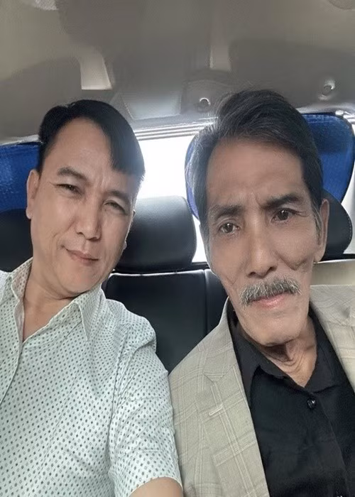 Diễn viên Thương Tín vừa qua đời. Những năm cuối đời, ông được nhạc sĩ Tô Hiếu hỗ trợ hết mình như nơi ăn, chốn ở, tìm show. Ảnh: Gia Đình Xã Hội.