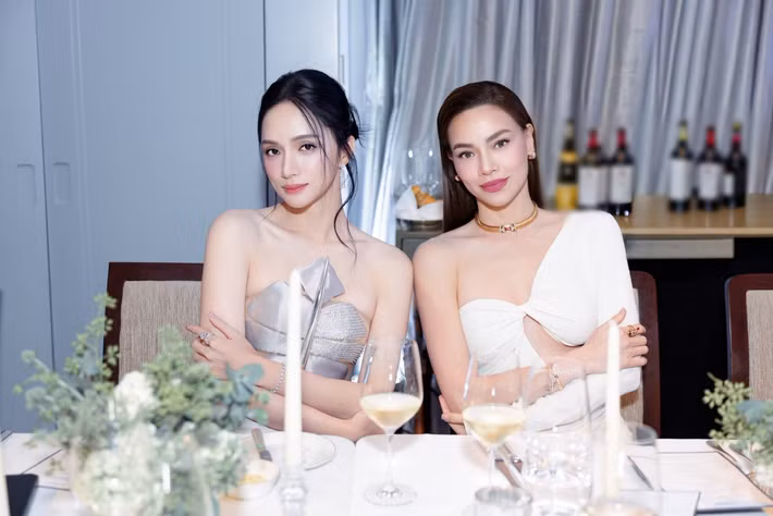 Trong showbiz, Hương Giang có mối quan hệ thân thiết với Hồ Ngọc Hà. Ảnh: FB Hương Giang.