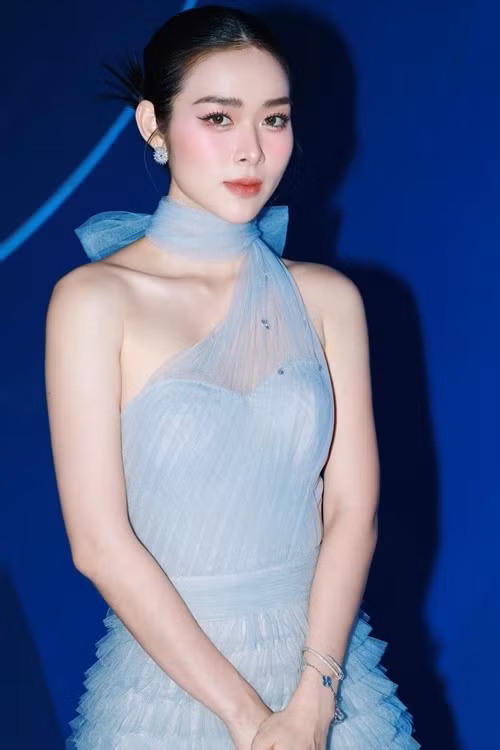 Nữ diễn viên sinh năm 1993 đóng nhiều phim như Lúa trổ bông, Ranh giới yêu thương, Trại hoa đỏ, Lật mặt 6: Tấm vé định mệnh. Ảnh: FB Diệp Bảo Ngọc.