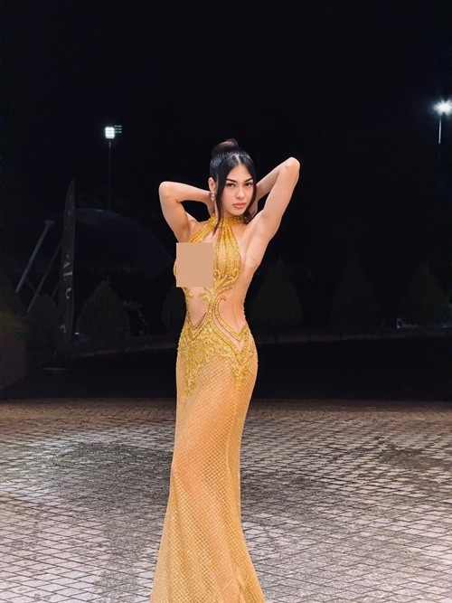 Mỹ nhân Philippines cho rằng phụ nữ vốn đã mang trong mình giá trị lãnh đạo bẩm sinh, song không phải lúc nào cũng được trao cơ hội, không gian hay thời điểm để thể hiện. Ảnh: FB Chelsea Fernandez.