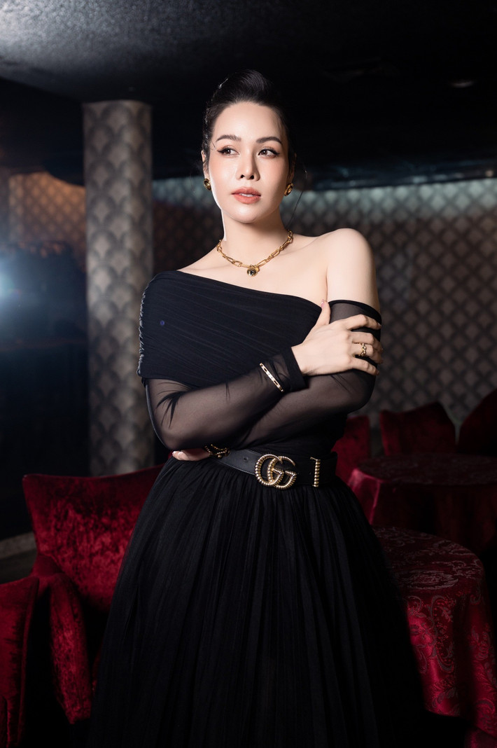 Nhật Kim Anh đoạt không ít giải thưởng diễn xuất: Nữ diễn viên chính xuất sắc nhất tại Liên hoan phim Quốc tế Việt Nam 2010, giải Nữ diễn viên điện ảnh truyền hình được yêu thích nhất tại Mai Vàng 2011. Ảnh: FB Nhật Kim Anh.