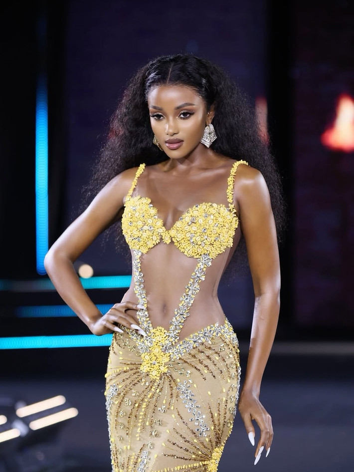 Sở thích của người đẹp là du lịch, vẽ và nhiếp ảnh. Ảnh: Instagram Beatrice Alex.