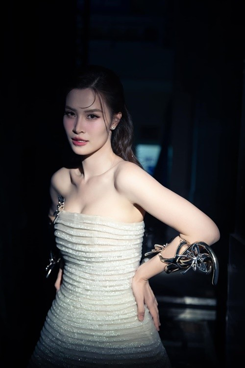 Ca sĩ Đông Nhi sinh con gái đầu lòng năm 2020 và có ái nữ thứ hai vào tháng 8/2024. Ảnh: FB Đông Nhi.