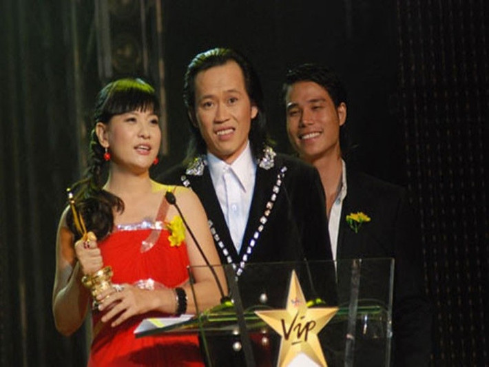 Cát Phượng từng đoạt giải Nữ diễn viên sân khấu được yêu thích nhất ở Mai Vàng năm 2001 và 2010 lần lượt với vai Thị Nở trong Chí Phèo, Nương trong Cánh đồng bất tận. Ảnh: Người Lao Động.