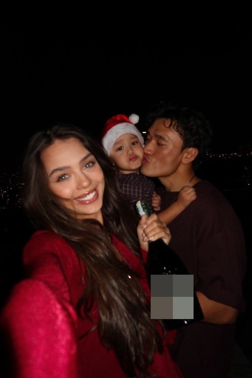 Nam thủ môn cũng dành nhiều lời ngọt ngào cho bạn đời. Trong sinh nhật Dianka năm 2025, anh không ngần ngại bày tỏ tình cảm công khai. Ảnh: FB Dianka Zakhidova.