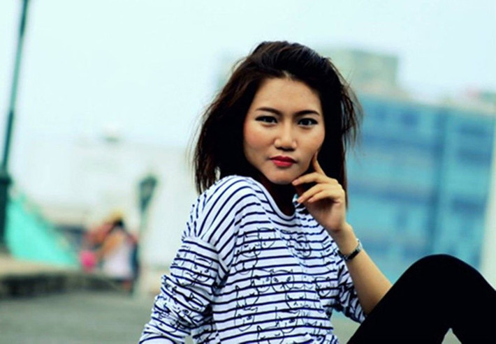 Orange cho biết, cô cũng thường xuyên nghe những câu như "Xấu quá là không có tương lai" hay "Người ta sẽ không thích em vì em không đẹp". Khi nhận ra không chỉ hát hay là được mà thường người đẹp sẽ có ưu thế hơn, nữ ca sĩ thay đổi ngoại hình và phong cách thời trang. Ảnh: Tiền Phong.