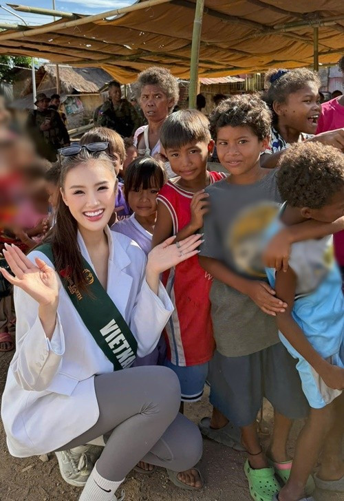 Ở Miss Earth 2025, đại diện Việt Nam ghi điểm bởi vẻ ngoài luôn rạng rỡ. Ảnh: FB Trịnh Mỹ Anh.