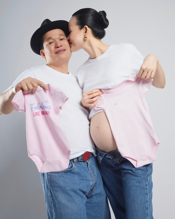 Tuyết Lan và chồng bác sĩ có con chung sau 1 năm kết hôn. Ảnh: FB Tuyết Lan.