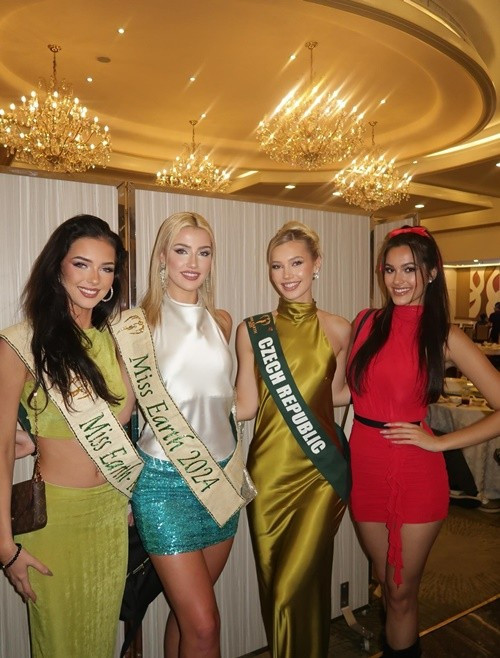 Natalie từng chia sẻ, cô mơ ước được khám phá thế giới từ khi còn nhỏ, đặc biệt là đại dương. Ảnh: FB Natalie Puskinova.