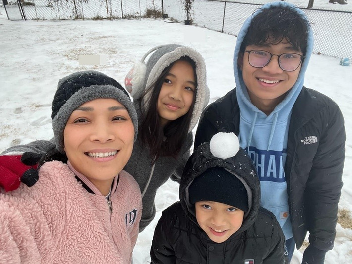 Vợ chồng Hồng Ngọc còn có biệt thự ở Dallas (Texas, Mỹ). Đây là căn nhà mà nữ ca sĩ cùng ông bầu Thomas Tâm Nguyễn mua vào năm 2018. Ảnh: FB Hồng Ngọc.