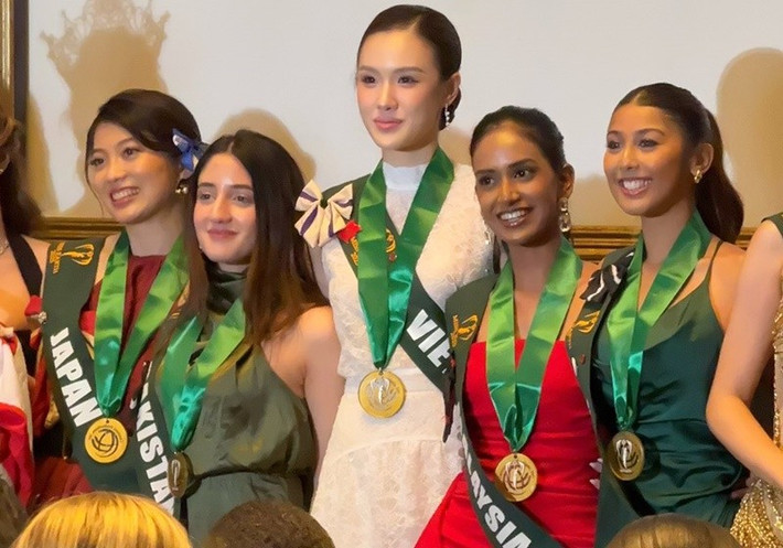 Theo Dân Việt, Trịnh Mỹ Anh cùng các thí sinh nhóm khu vực Châu Á 2 giành huy chương vàng tại phần thi Green Leaders in action culminating activity - trình bày Dự án Môi trường theo nhóm. Ảnh: FB Trịnh Mỹ Anh.