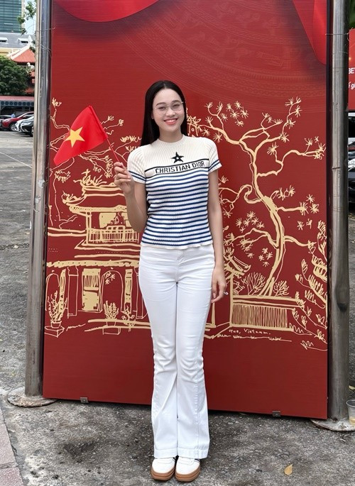 Hoa hậu Nguyễn Thị Mỹ Linh chia sẻ trên Vietnamnet, cô xúc động khi được lựa chọn tham gia đoàn diễu binh kỷ niệm 80 Cách mạng Tháng 8 thành công và Quốc khánh 2/9. Ảnh: FB Mỹ Linh.