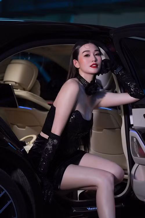 Khánh My kinh doanh nhiều năm qua. Theo Đời Sống Pháp Luật, người đẹp kinh doanh bất động sản và thiết kế nội thất. Ảnh: FB Khánh My.