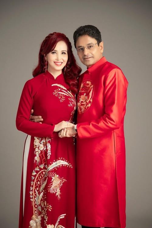 Dịp lễ tết, Diệu Hoa dành nhiều thời gian nấu ăn cho gia đình. "Vào dịp lễ tết của hai nước, tôi sẽ vào bếp nấu các món ăn của Việt Nam và Ấn Độ để cả nhà cùng thưởng thức”, nàng hậu cho biết. Ảnh: Vietnamnet.