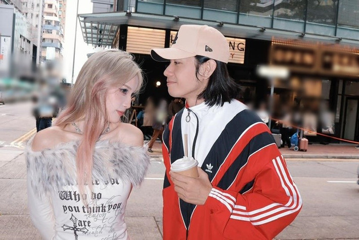 Nam vũ công dành nhiều lời có cánh cho bạn gái. Chia sẻ trên Znews, Quang Đăng khen bạn gái cao, xinh, táo bạo. Ảnh: FB Quang Đăng.