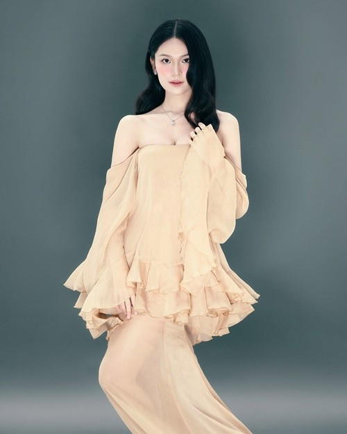 Nàng hậu sinh năm 1996 lấn sân làm MC sau khi vào showbiz. Ảnh: Instagram Thùy Dung.