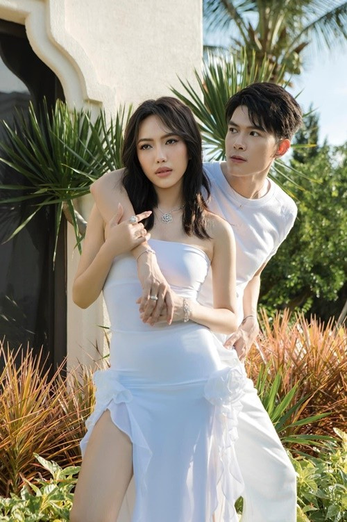 Anh Tú Atus và Diệu Nhi không ít lần diễn chung trên sân khấu kịch. Ảnh: Người Lao Động.