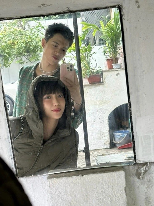 "Nhờ có Nhi bên cạnh hỗ trợ giúp tôi hoàn thành trọn vẹn dự án”, Anh Tú Atus chia sẻ. Ảnh: VOV.