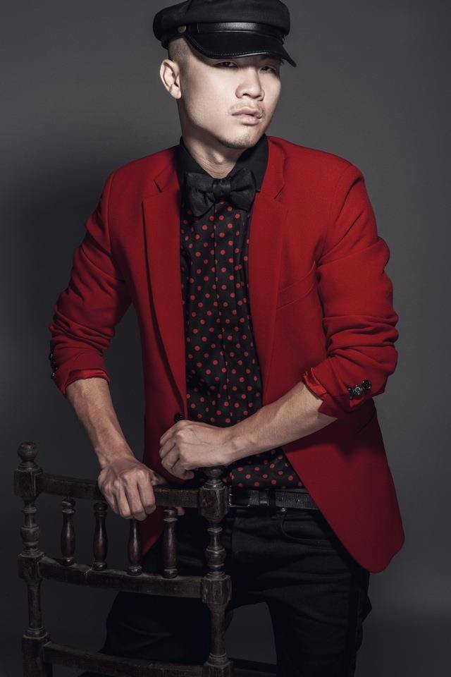 Nhà thiết kế Đỗ Mạnh Cường ủng hộ 100 triệu đồng. Ảnh chia sẻ: “Thời điểm này là thời điểm mọi người cùng nhau chung tay chia sẻ, mỗi người một chút sẽ cùng nhau vượt qua khó khăn”. Ảnh: FB Đỗ Mạnh Cường.