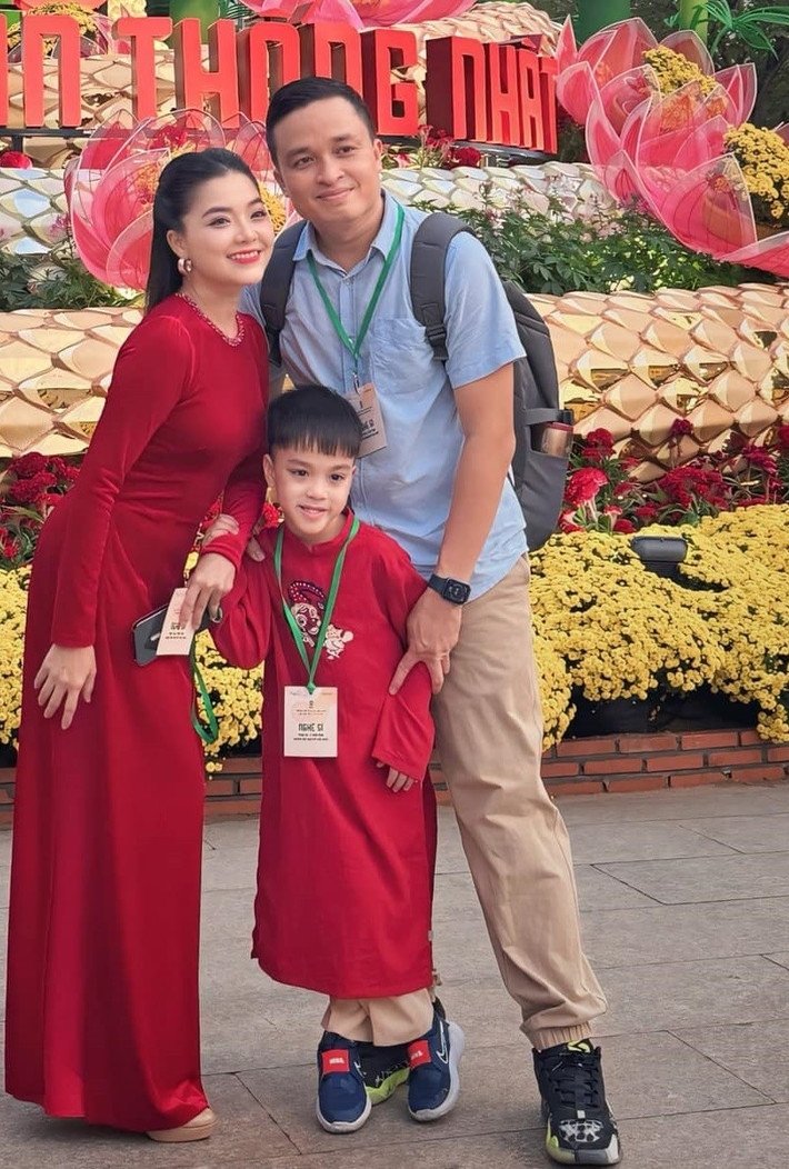 Theo Phụ Nữ Việt Nam, vợ chồng Thanh Ngọc có con trai đầu lòng sau 8 năm mong đợi. Sau khi đạt được mong muốn lớn nhất là có được một em bé, Thanh Ngọc dành toàn bộ tâm huyết để dưỡng thai, sinh con và chăm sóc cho con.