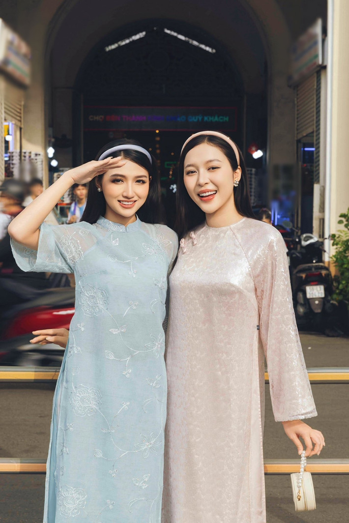 Hoa hậu Kiều Duy (phải) và Nana - mỹ nhân đến từ Myanmar vừa thực hiện bộ ảnh áo dài ở Việt Nam.