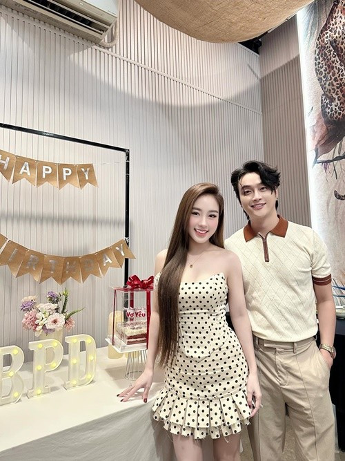 Trên trang cá nhân, ca sĩ TiTi nhóm HKT đăng tải status chúc DJ Nhung Babie xinh đẹp, may mắn, hạnh phúc, bình an, sức khỏe nhân dịp tuổi mới. Ảnh: FB TiTi.