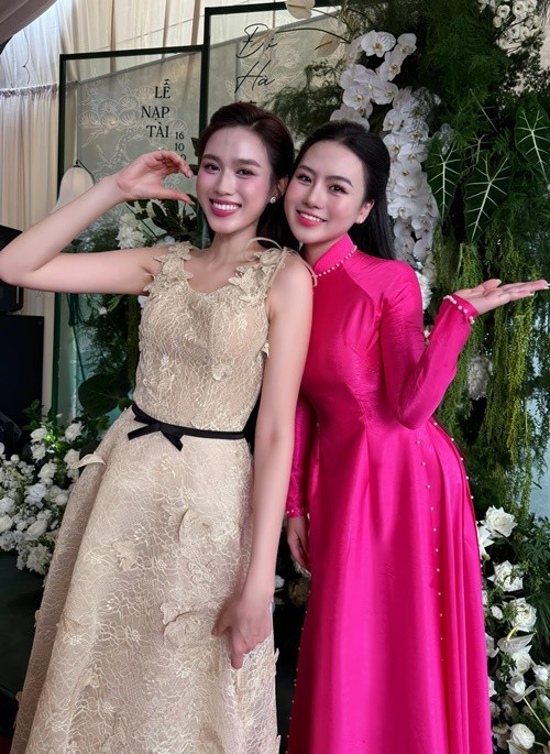 Ca sĩ Bảo Anh chia sẻ trên Tiền Phong, cô nhận lời mời hát tại lễ ăn hỏi của Hoa hậu Đỗ Thị Hà vào 2 tuần trước. Ảnh: FB Bảo Anh.