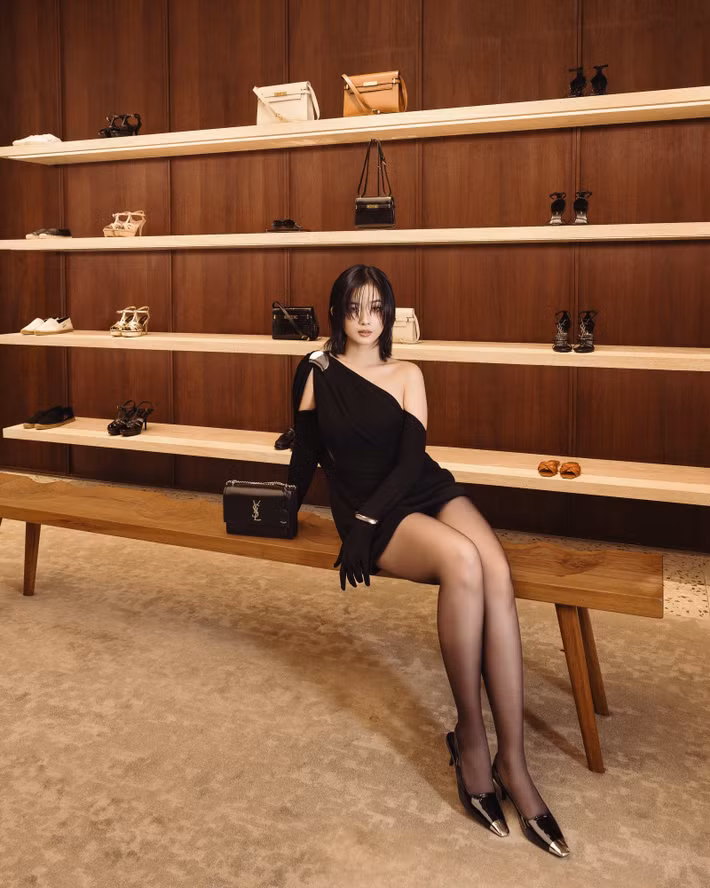 Ngọc Xuân ăn mặc ngày càng táo bạo. Ảnh: FB Ngọc Xuân.