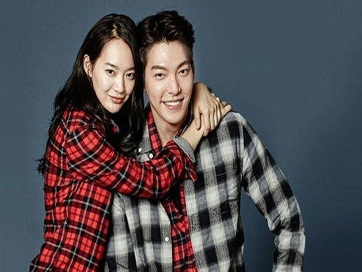 Năm 2024, theo VTV, Kim Woo Bin nhắc đến Shin Min Ah. “Shin Min Ah là một người tuyệt vời đến mức tôi cảm thấy mình quá may mắn khi có cô ấy ở bên cạnh”, tài tử chia sẻ. Ảnh: Tiền Phong.