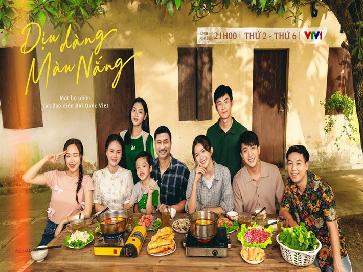 Trong Dịu dàng màu nắng, Ngọc Huyền đóng vai Xuân- cô gái phải bươn chải kiếm tiền nuôi bố mẹ và em gái. Xuân tự ti, đôi lúc cứng đầu nhưng càng về sau càng trưởng thành. Ảnh: FB Ngọc Huyền.