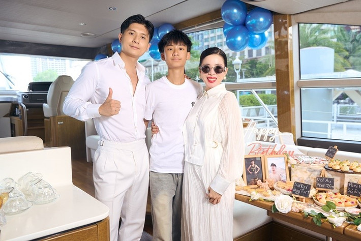 Kỳ Anh và Lâm Bảo Châu - bạn trai Lệ Quyên rất thân thiết, thường xuyên cùng chơi thể thao, đùa giỡn. Ảnh: FB Lệ Quyên.