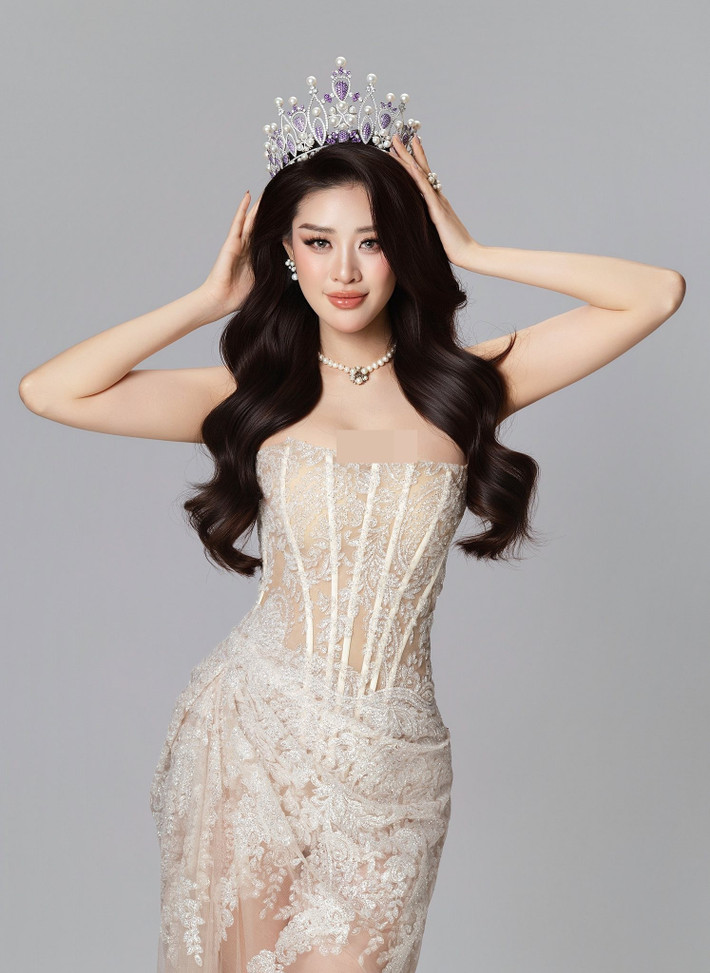 Nàng hậu còn tâm sự: "6 năm không dài nhưng cũng không ngắn, vương miện Brave Heart đã đồng hành cùng Vân, cùng Vân chạm đến những ước mơ, cùng Vân viết nên những kỷ niệm thật đẹp, ý nghĩa và lan toả thật nhiều yêu thương". Ảnh: Nguyễn Long.