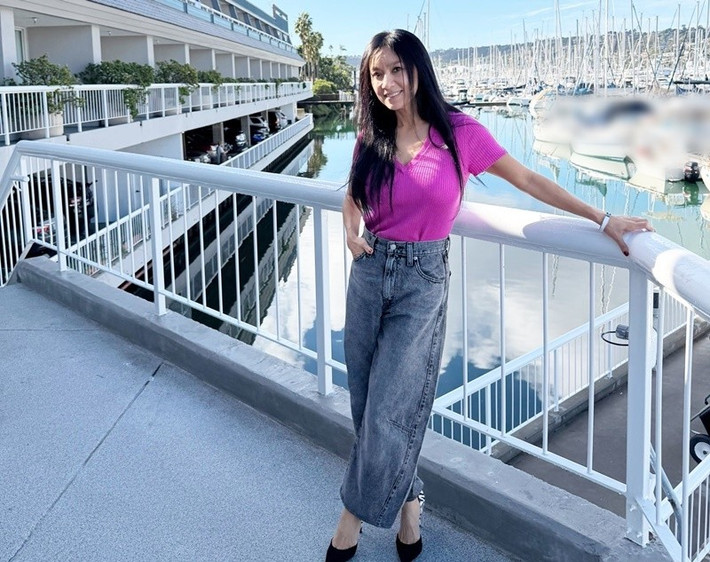 Ở đời thường, Y Phụng khỏe khoắn và đầy sức sống. Ảnh: FB Y Phụng.