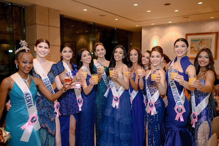 Mỹ nhân Brazil cao 1m75, là người mẫu, năm nay 22 tuổi. Ảnh: Miss International.